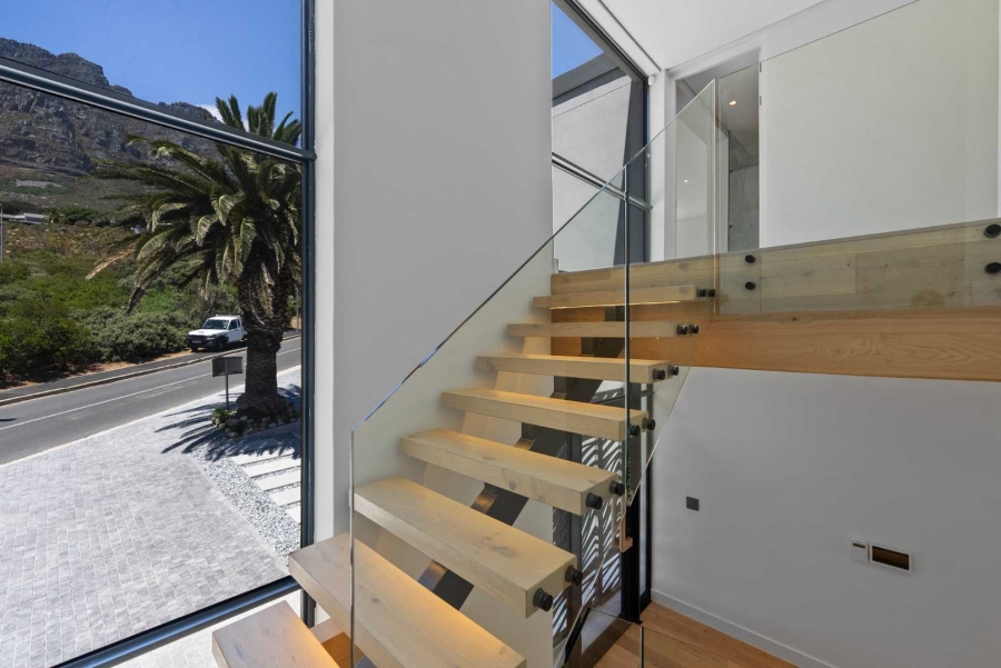 5 Bedroom Property for Sale in Camps Bay Western Cape